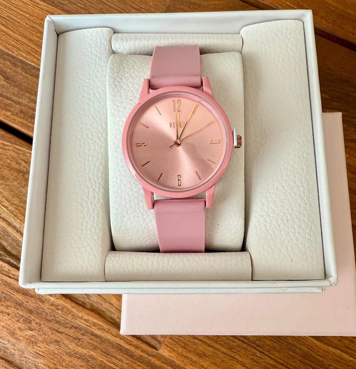 Reloj juvenil mujer Kenox con pulsera de silicona rosa