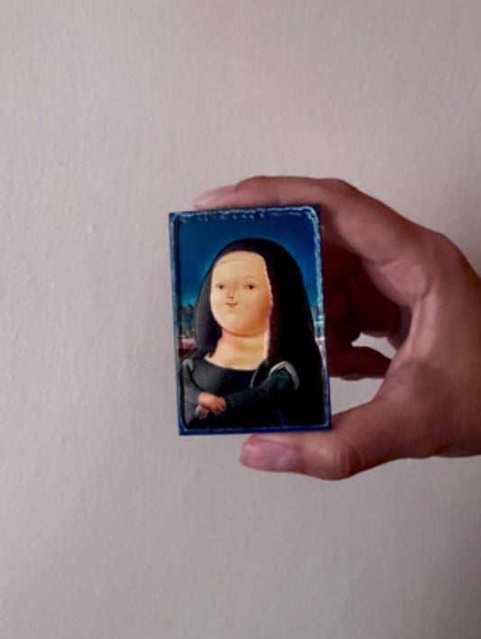 Magneto La Monalisa estilo Botero